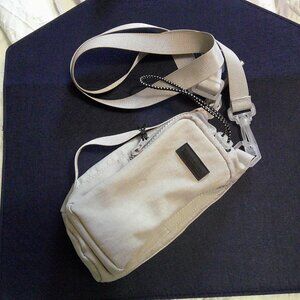 Water Bottle Holder with Strap, Phone Pocket